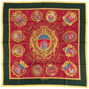 HERMÈS “Le Armes de Paris” silk scarf!